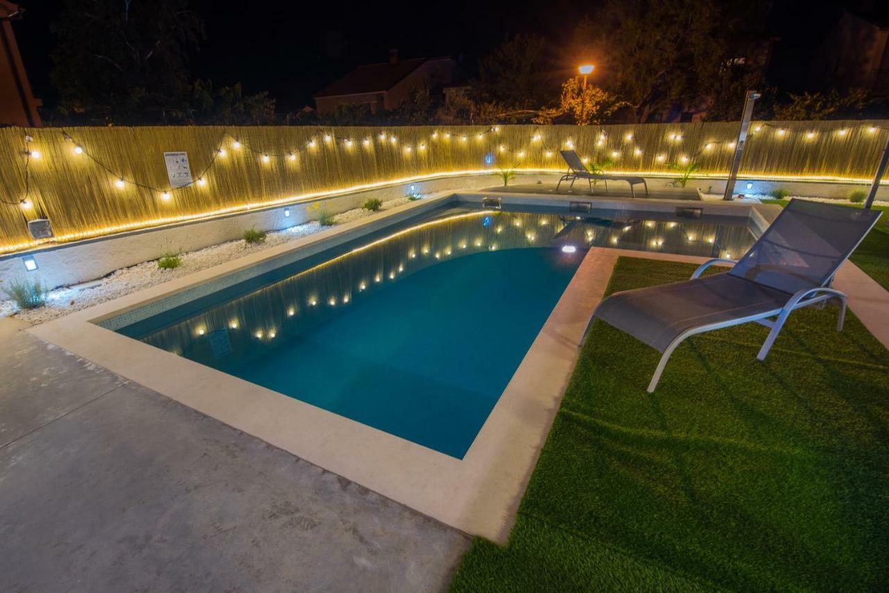 Kuntrada 45 Holiday Home - Heated & Kids Pool Fažana Exterior foto
